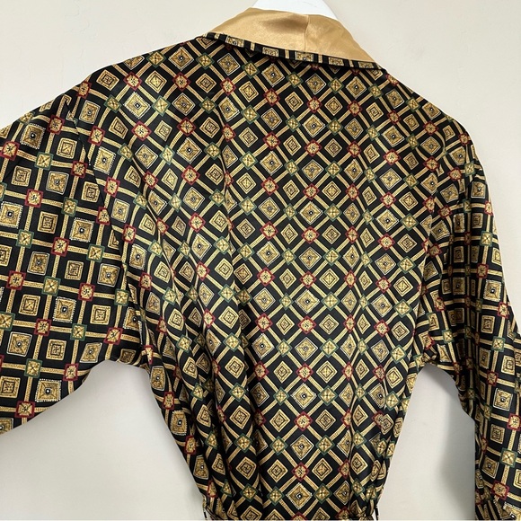 Vintage Victoria’s Secret Gold Geometric Pattern Full Length Evening Robe - Picture 8 of 10